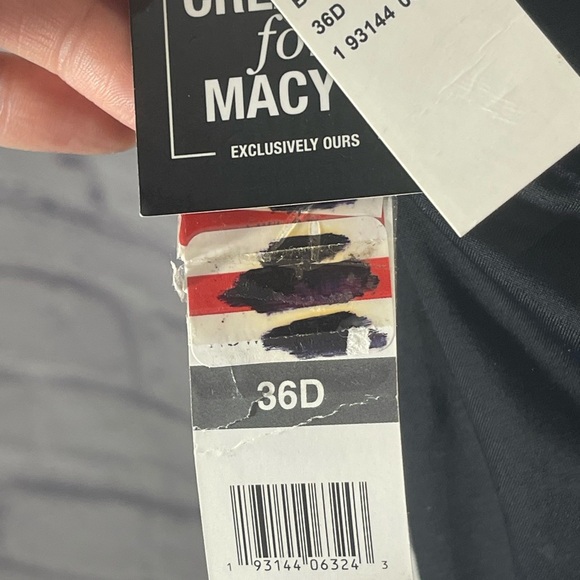 SUNDAZED  Women’s Willa Twist One-Piece Swimsuit Black Size 36D NWT Lace-Up Back - Picture 8 of 10